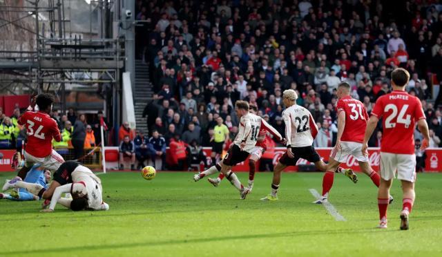 足球直播-这次体毛不越位！VAR读秒反杀，利物浦走出迷雾森林